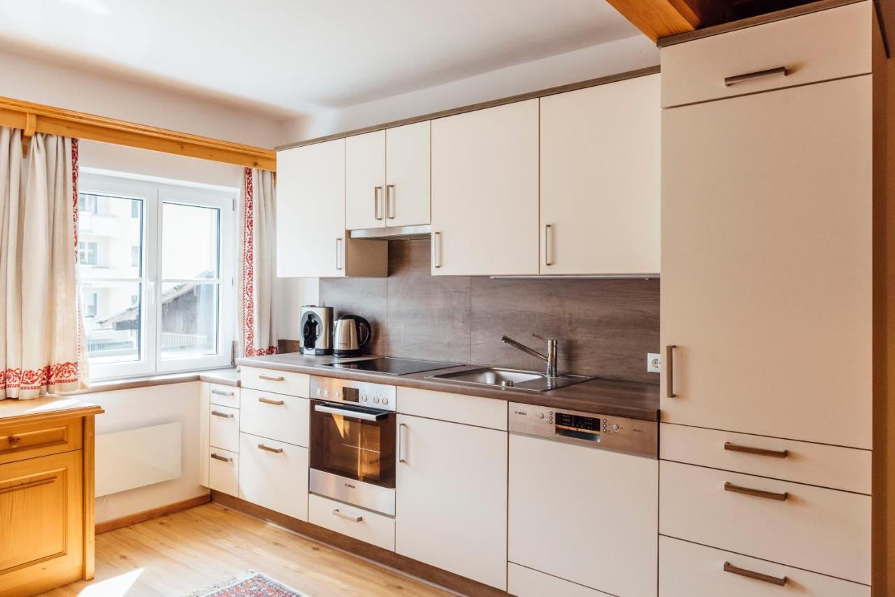 Private Suites Traunkirchen Eksteriør billede